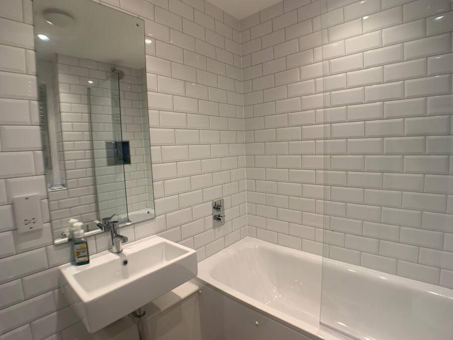 Lovely Central Bournemouth Flat 10 Minute To Beach Appartement Buitenkant foto